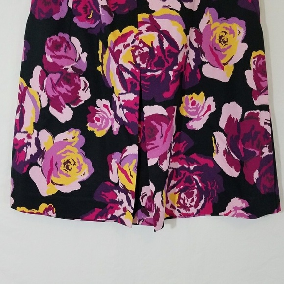 Express Floral Skirt Single Pleat Pink Black Roses - Picture 6 of 6